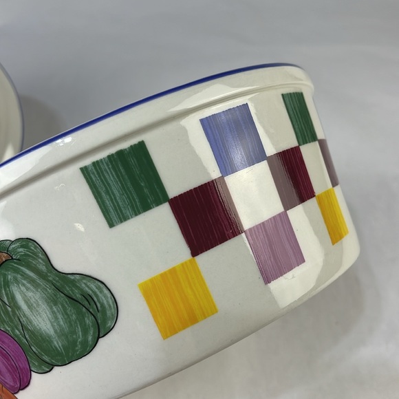 Verdura Hand Painted Veggie Motif Casserole Dish - Picture 6 of 16